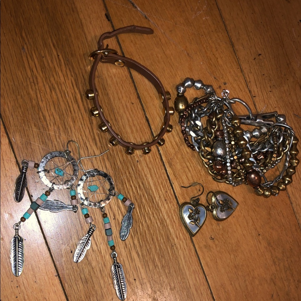 Lucky brand fossil jewelry lot 4